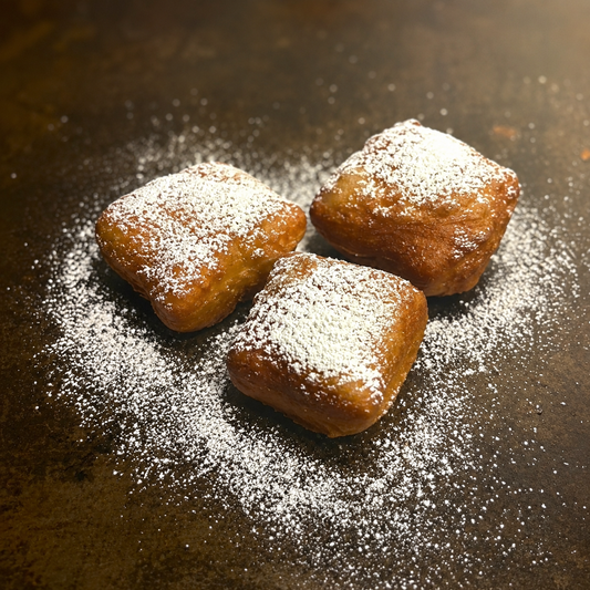 NOLA BEIGNETS (3)